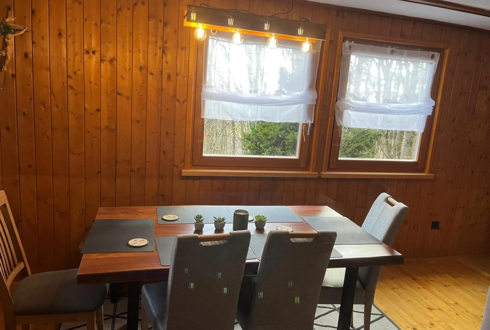 Urige Idyllische Huette Mit Sauna Grainet